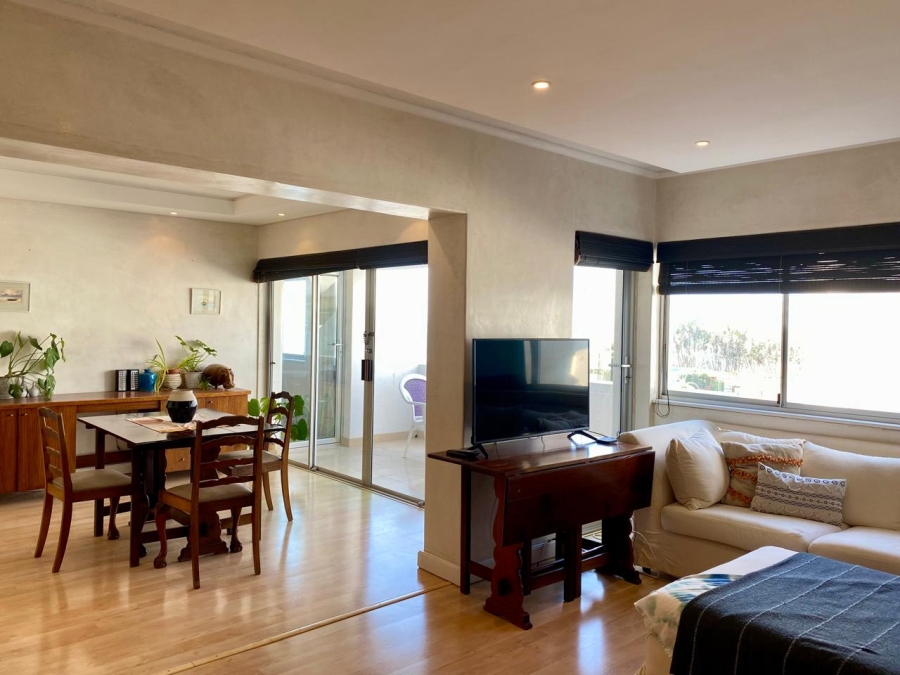 To Let 2 Bedroom Property for Rent in Sea Point Western Cape